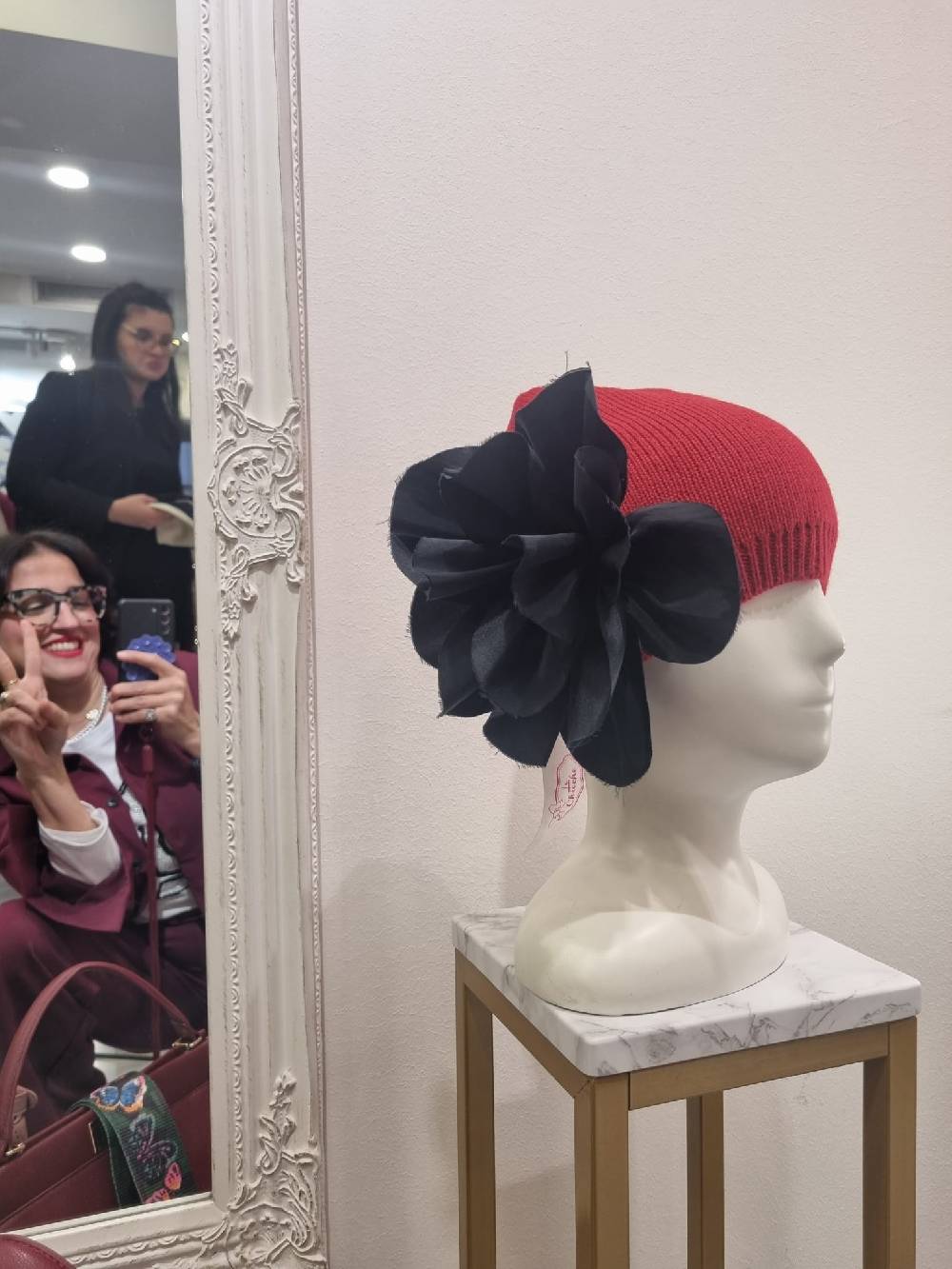 Le Chicche Cappello Cuffia Red Promozione Limitata