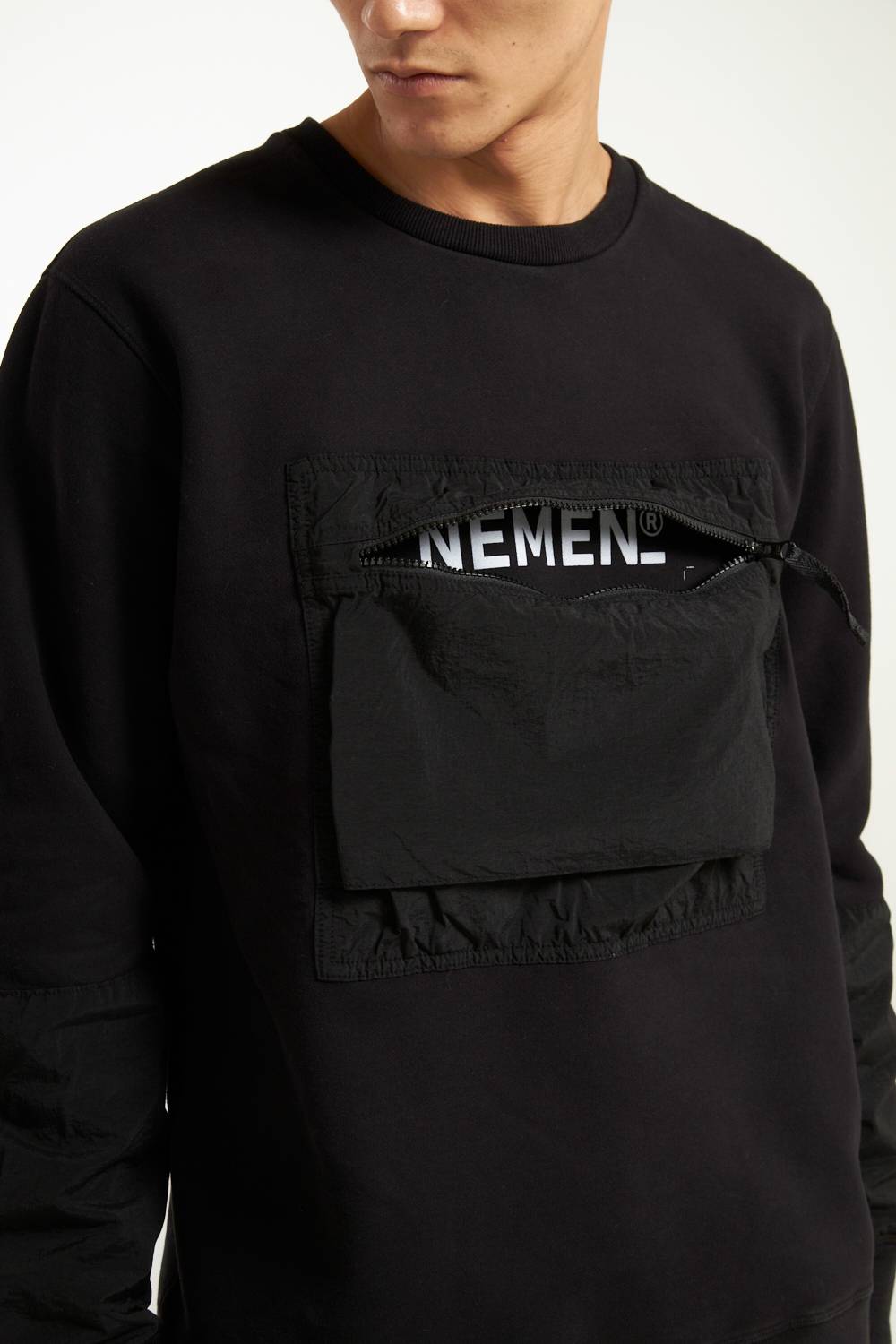 NemeN NMN_E23130F_111 [JYNX – CHEST POCKET ROUNDNECK] Consegna Veloce