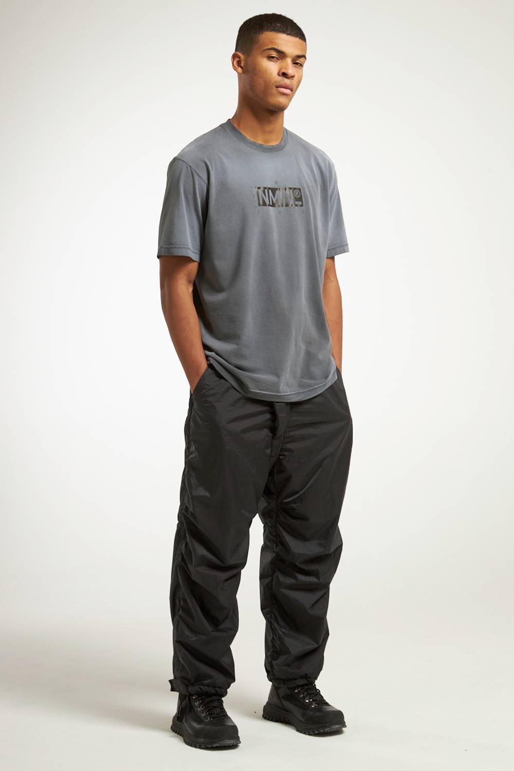 NemeN NMN_I22153T_149 [VENSE – HAND SPRAYED T-SHIRT] Saldi
