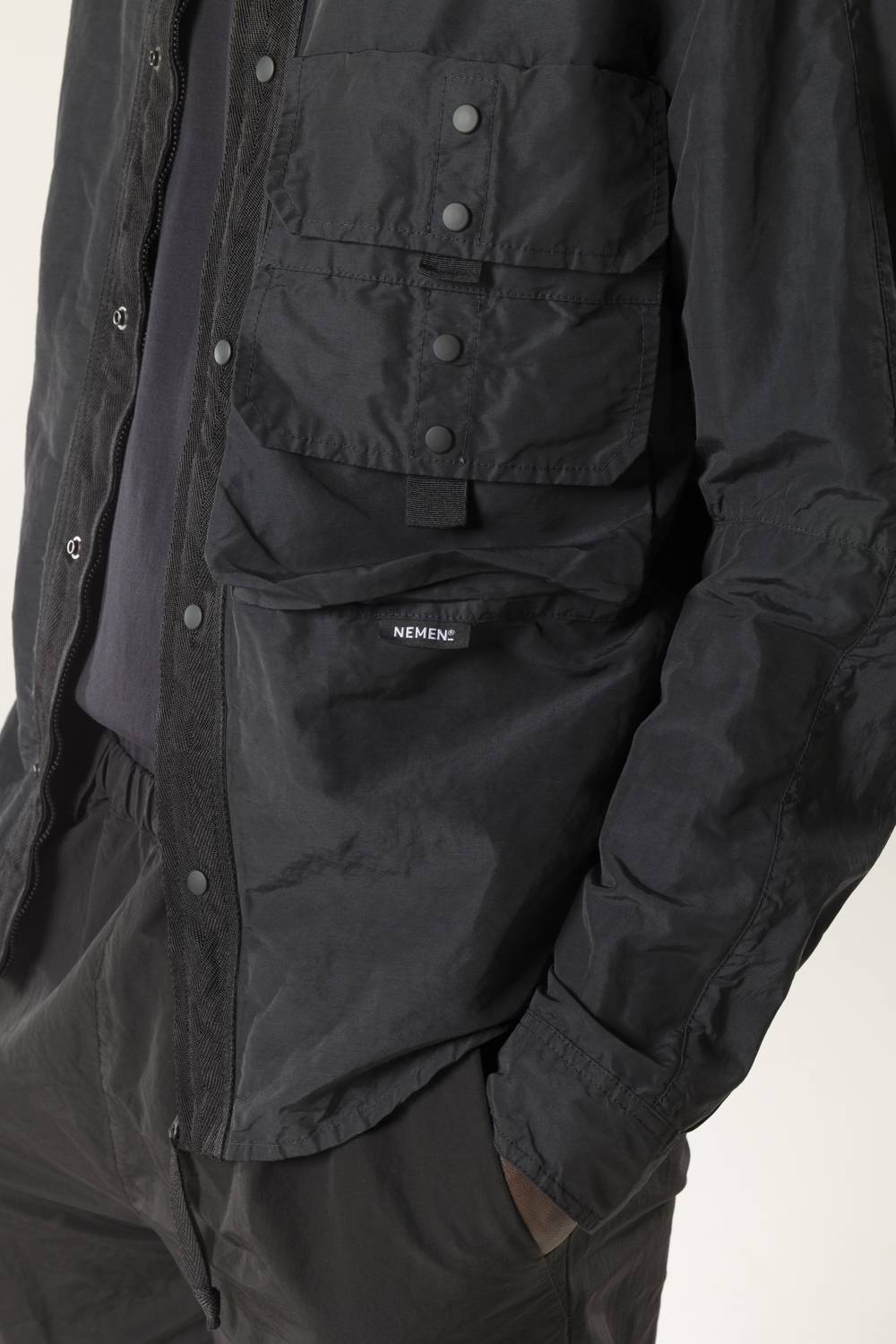 NemeN NMN_E22230_111 [CLEO ZIPPED CARGO SHIRT] Sconto