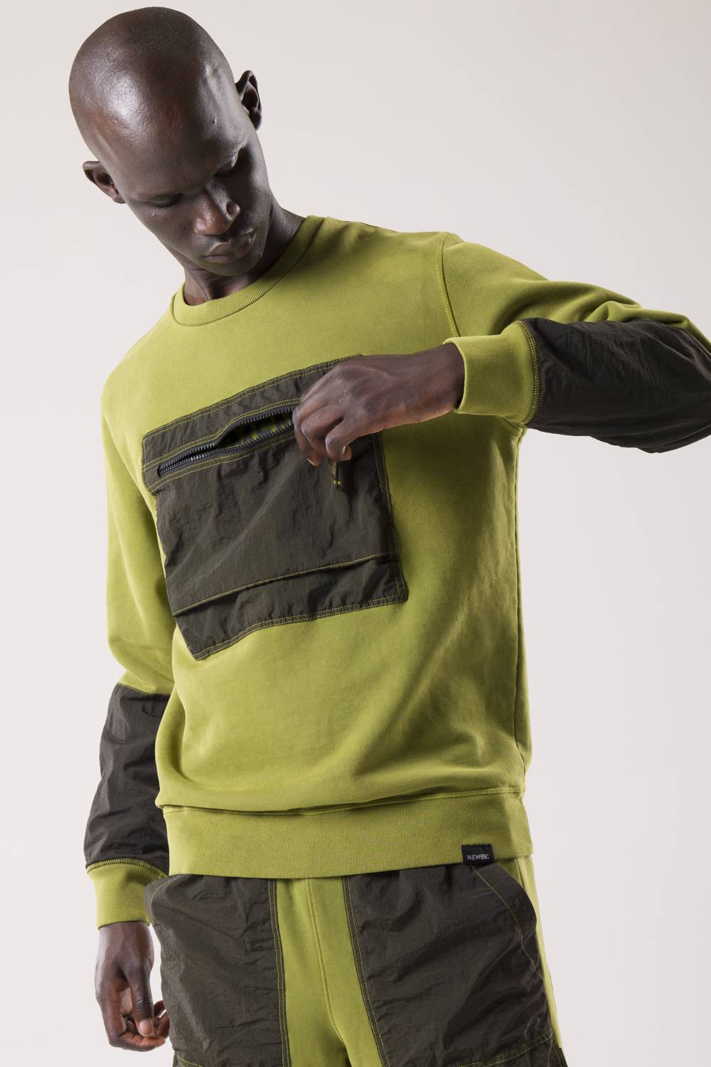NemeN NMN_E22130F_207 [JYNX CHEST POCKET SWEATSHIRT] Online