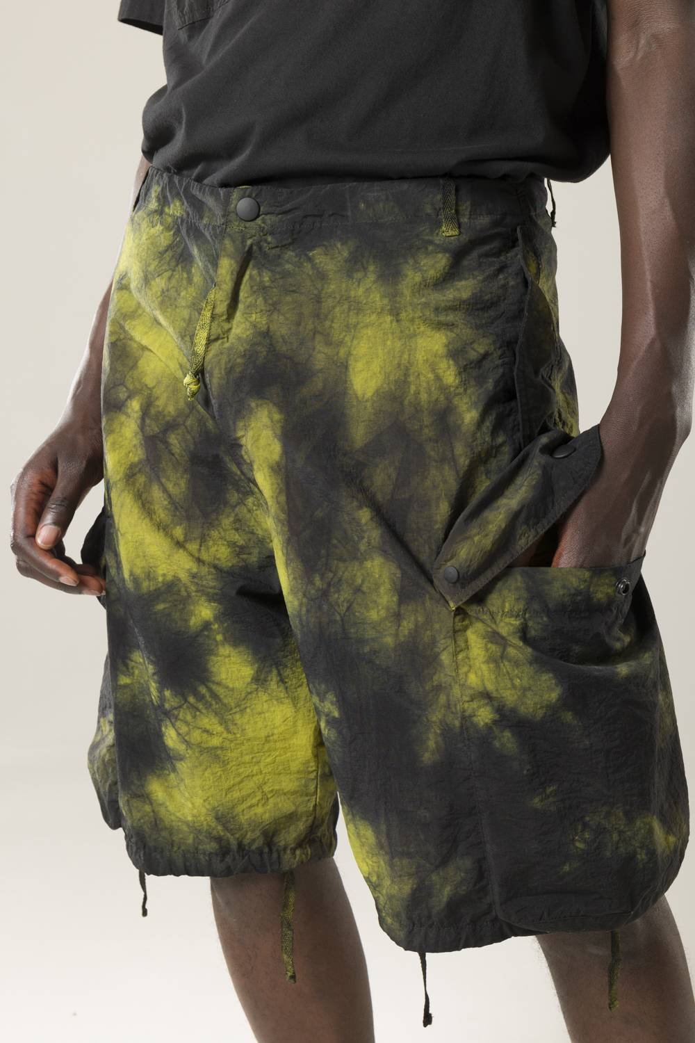 NemeN NMN_E22034P/1_158 [FLOW TIE DYE CARGO SHORT] Soddisfazione Garantita