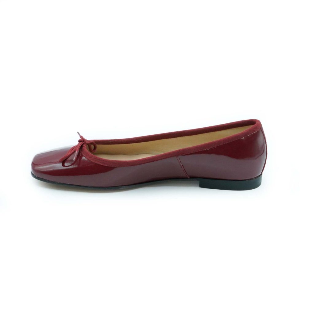 Lea Gu ballerina in vernice, fiocco frontale, punta quadrata, tacco 10mm Vendita