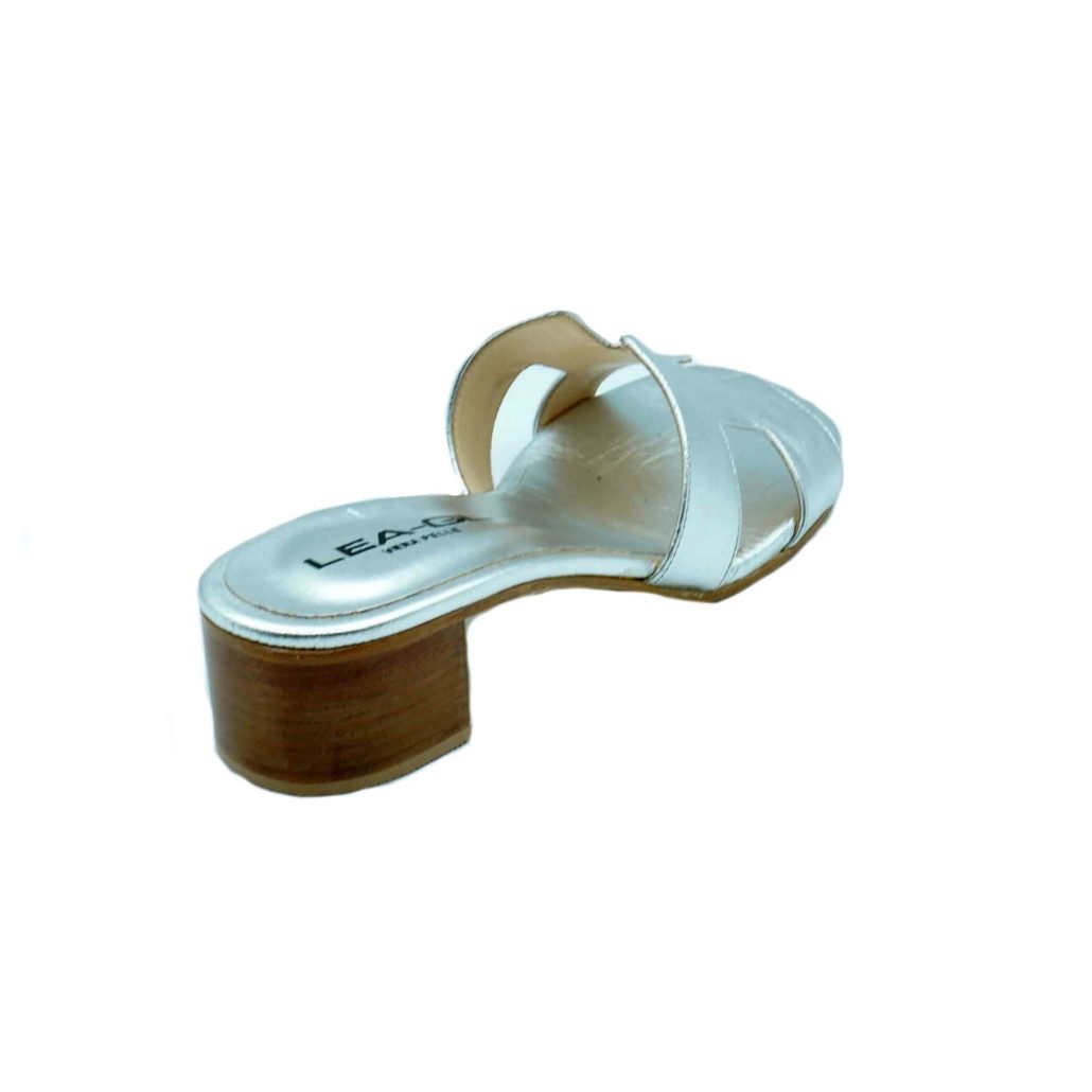 Lea Gu ciabattina in nappa laminata , fascia frontale, tacco 30mm Shopping Online