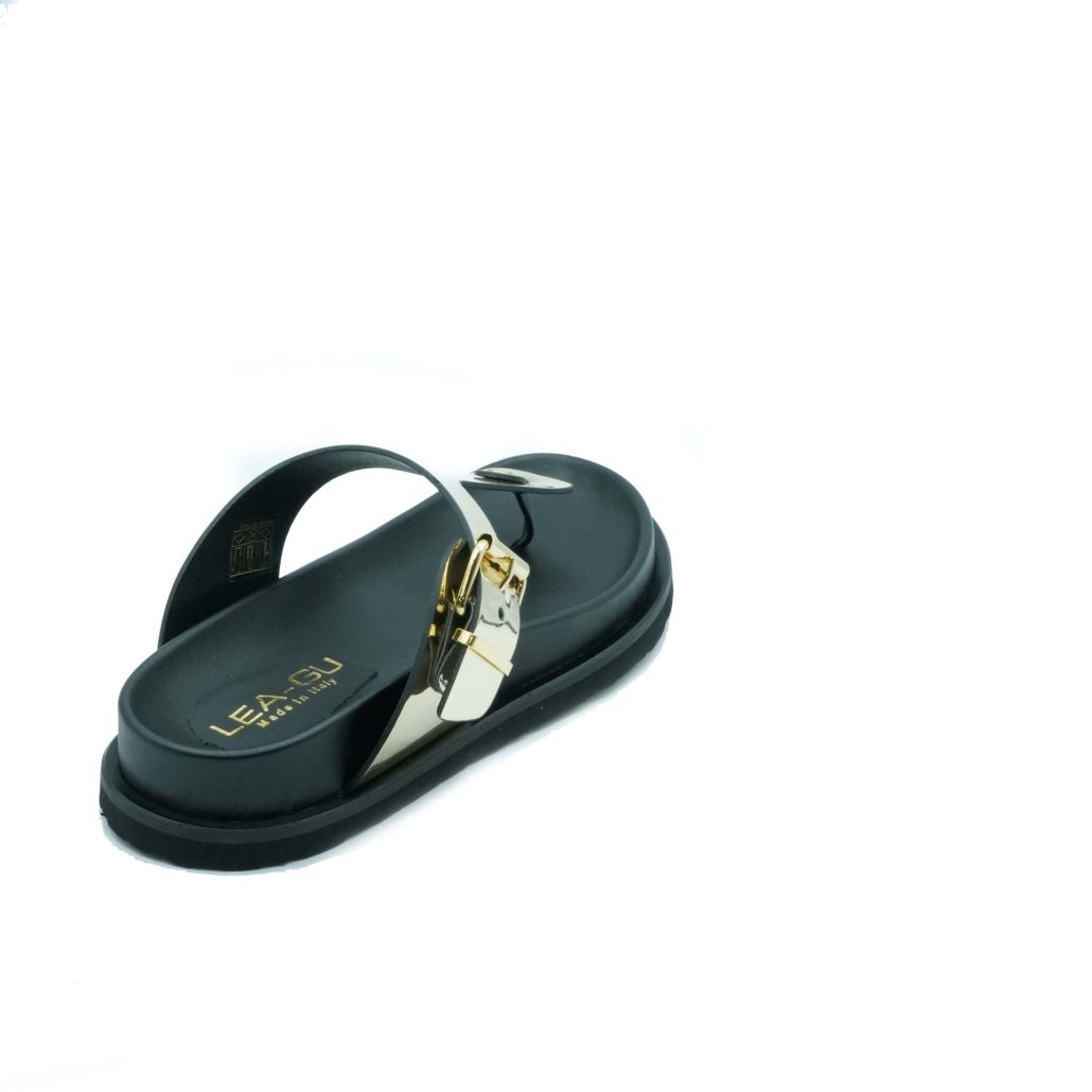 Lea Gu ciabattina in nappa laminata, doppia fibbia frontale, fondo gomma 40 mm Affare Del Giorno