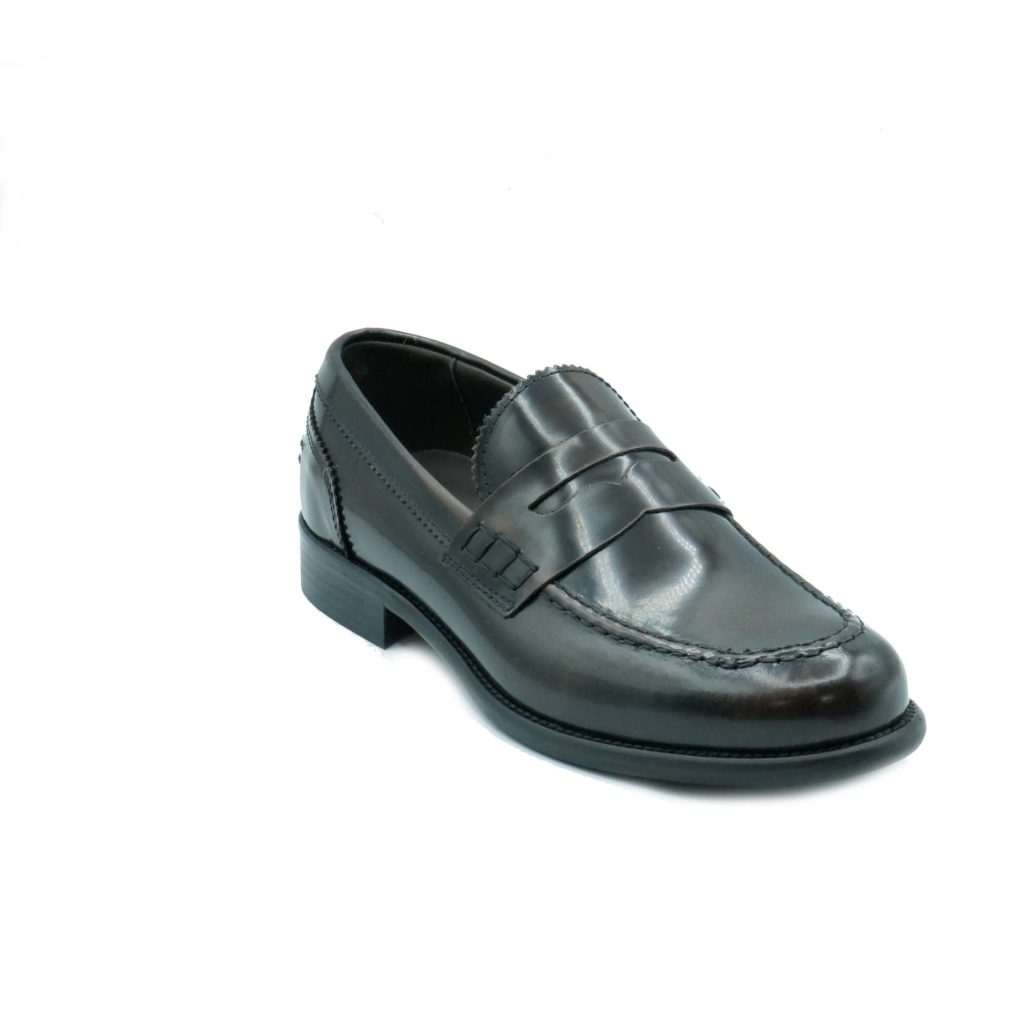 Lea Gu mocassino in vitello abrasivato, bocca di leone frontale, tacco 25mm Nuova