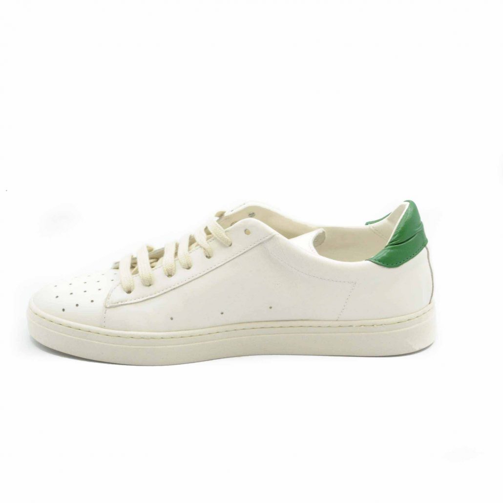 Lea Gu sneakers in nappa, punta traforata, tallone in contrasto verde, fondo gomma 25 mm Convenienza