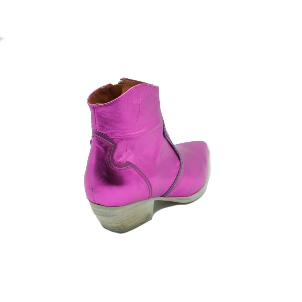Lea Gu texano in nappa laminata con inserti in nappa, zip interna, tacco 40mm Sconto