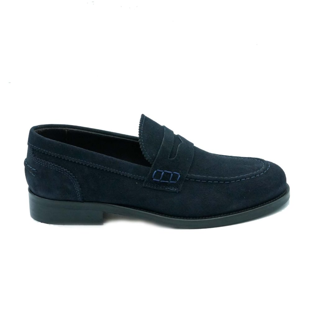 Lea Gu mocassino in camoscio, bocca di leone frontale, tacco 25mm