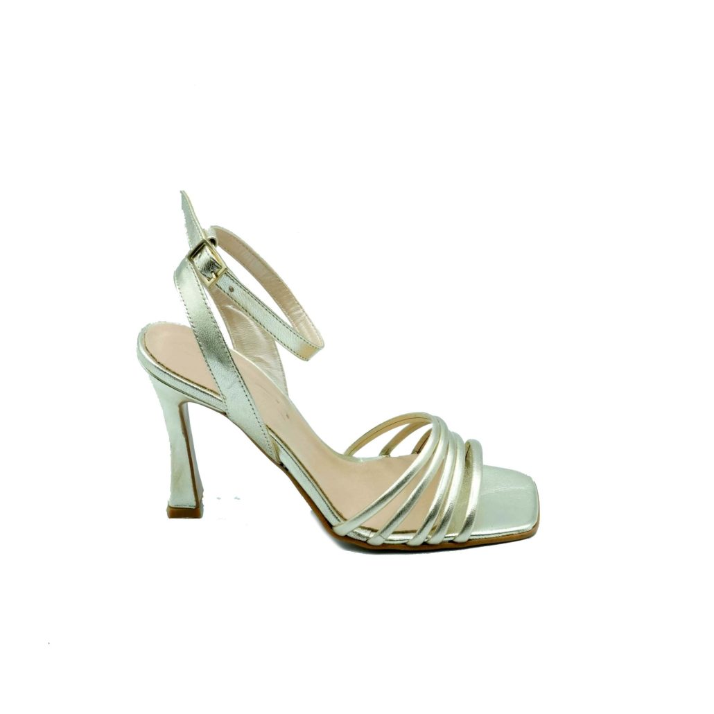 Lea Gu sandalo in nappa, fasce frontali, punta quadrata, chiusura alla caviglia, tacco ricoperto 90mm Shopping Online