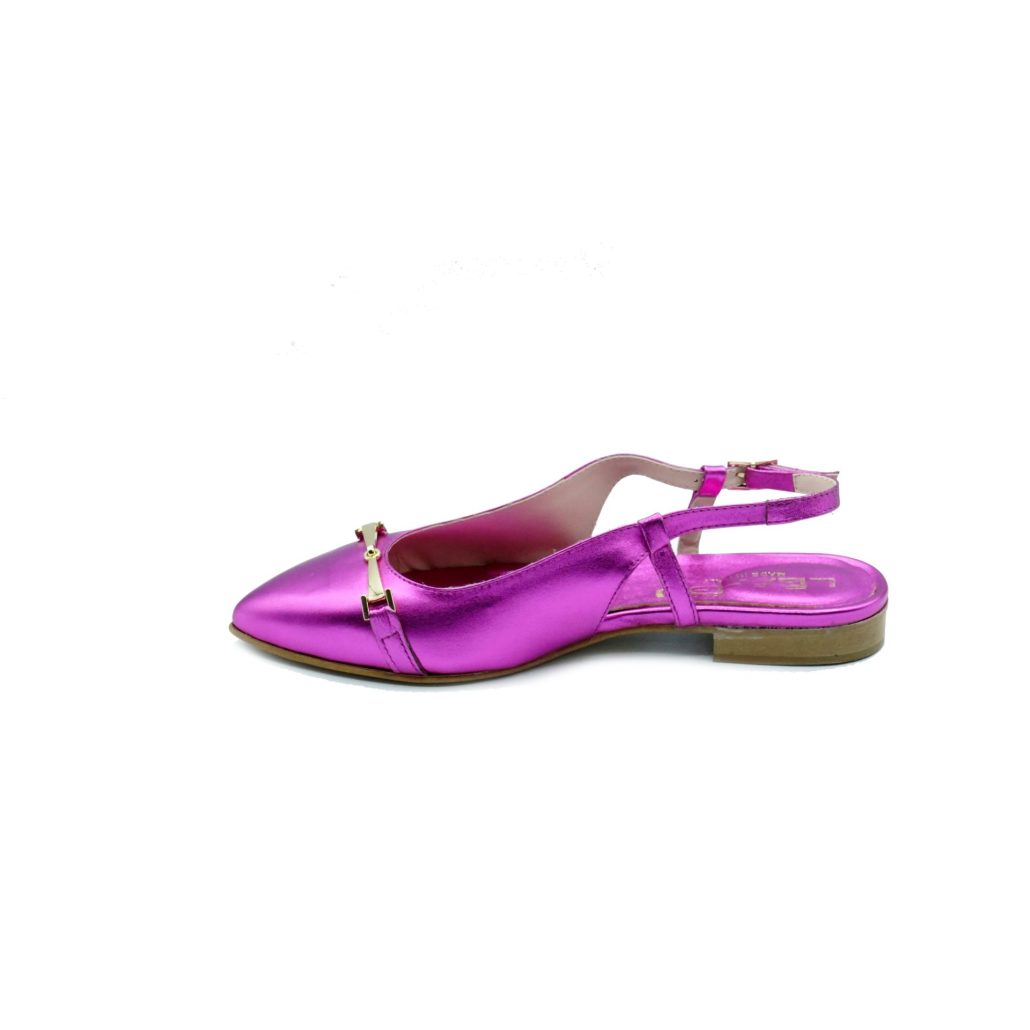 Lea Gu slingback in nappa laminata, accessorio frontale, tacco 10mm Vendita Economica