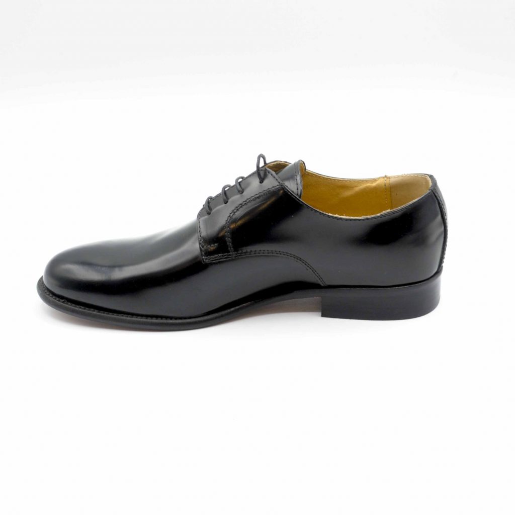 Lea Gu scarpa in vitello abrasivato con allacciatura frontale, tacco 25 mm 2025