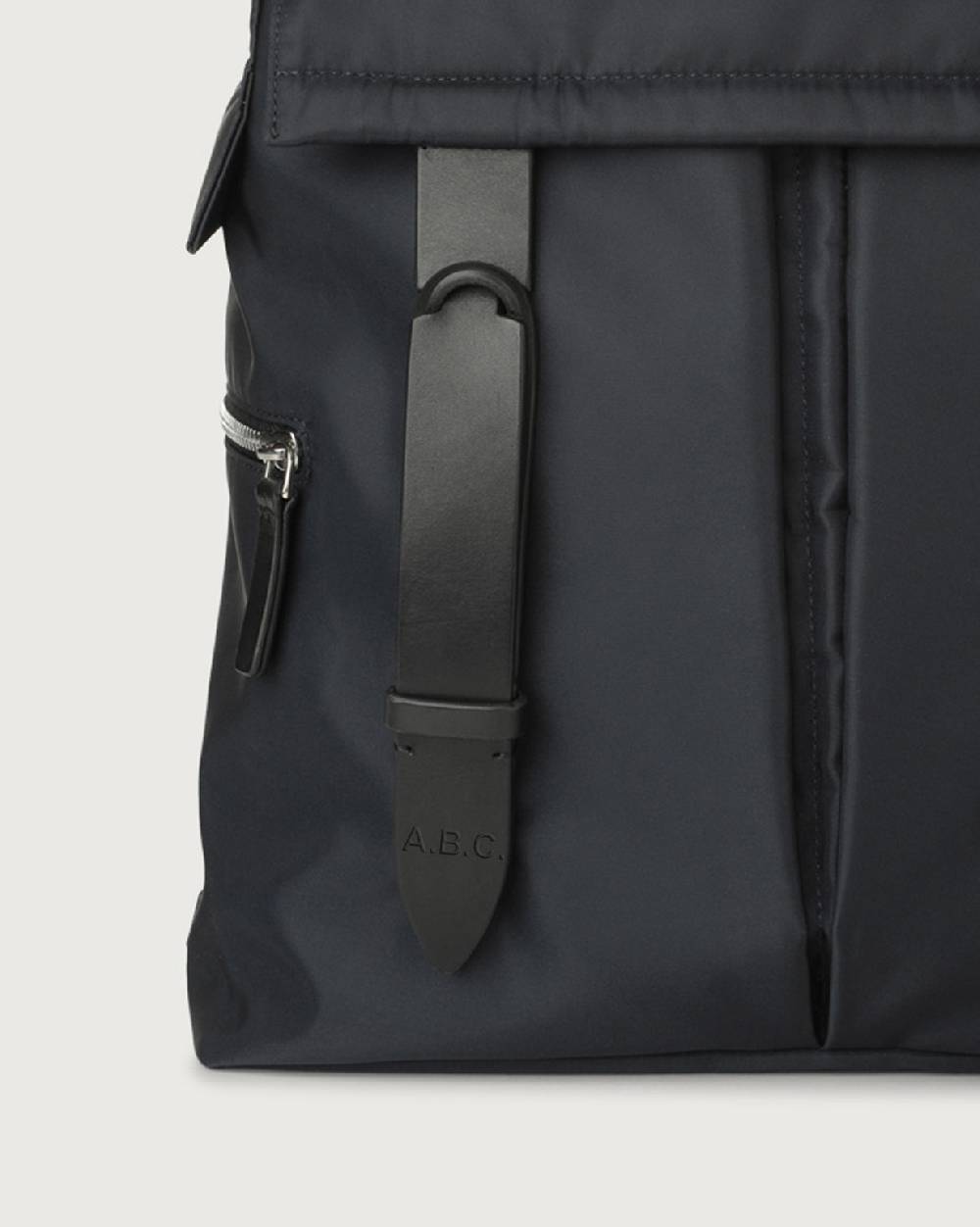 Orciani Zaino Nobuckle Planet in eco-nylon Qualità