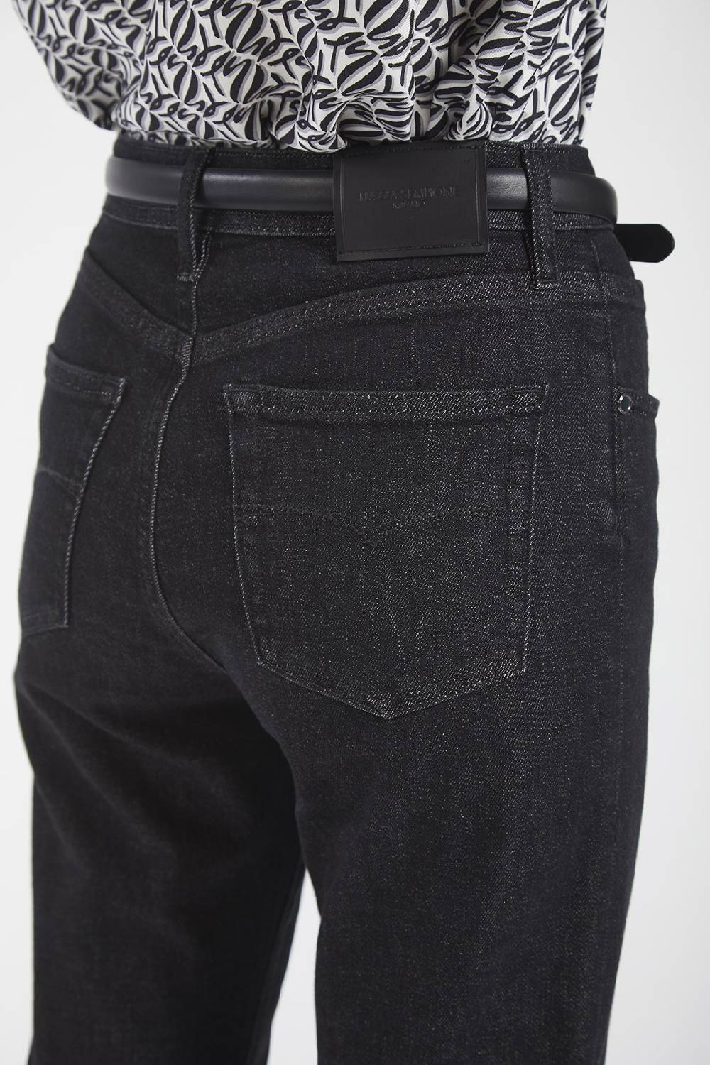Piazza Sempione KRISTEN Pantalone 5 tasche slim fit in denim nero Affare Del Giorno