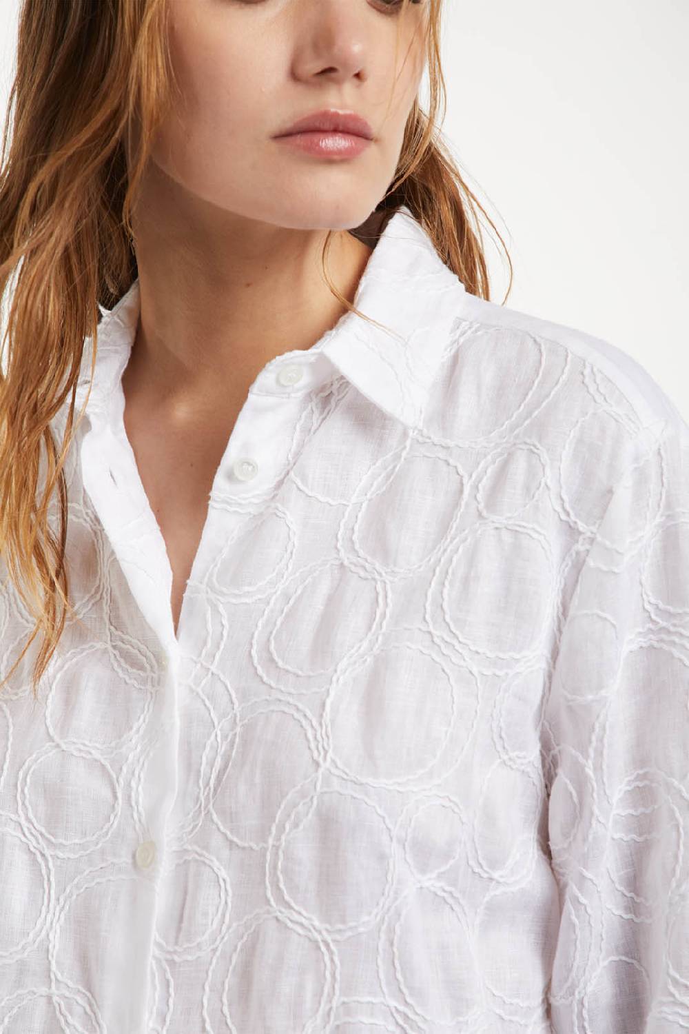 Piazza Sempione Camicia in lino e cotone ricamata Offerta