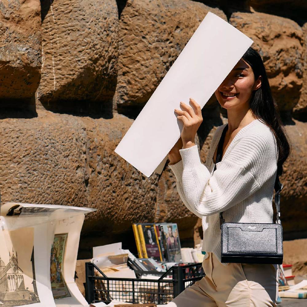 Pineider Odette Crossbody in Mini Franzi In Linea