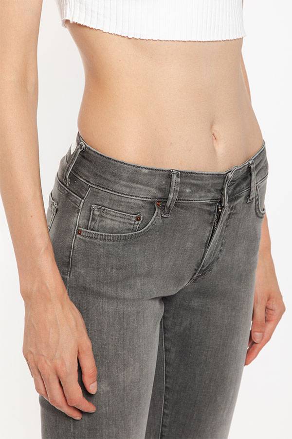 PS. Don't Forget Me SHARON LOW RISE FLARE CROPPED FIT Offerta