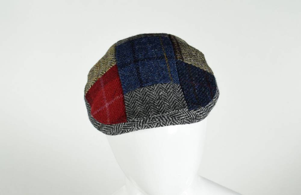 Panizza Berretto panizza a patchwork in lana harris tweed Offerta