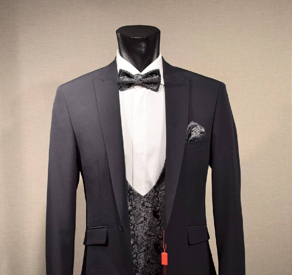 Musani Milano Cerimonia Abito elegante nero musani cerimonia slim fit con panciotto Novità