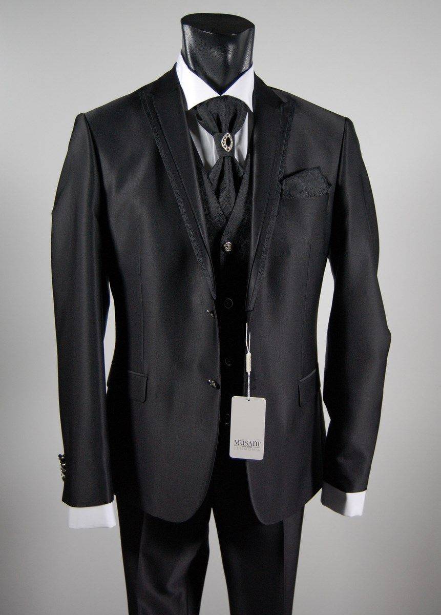 Musani Milano Cerimonia Abito da sposo nero slim fit completo di gilet cravatta e camicia musani milano 2025