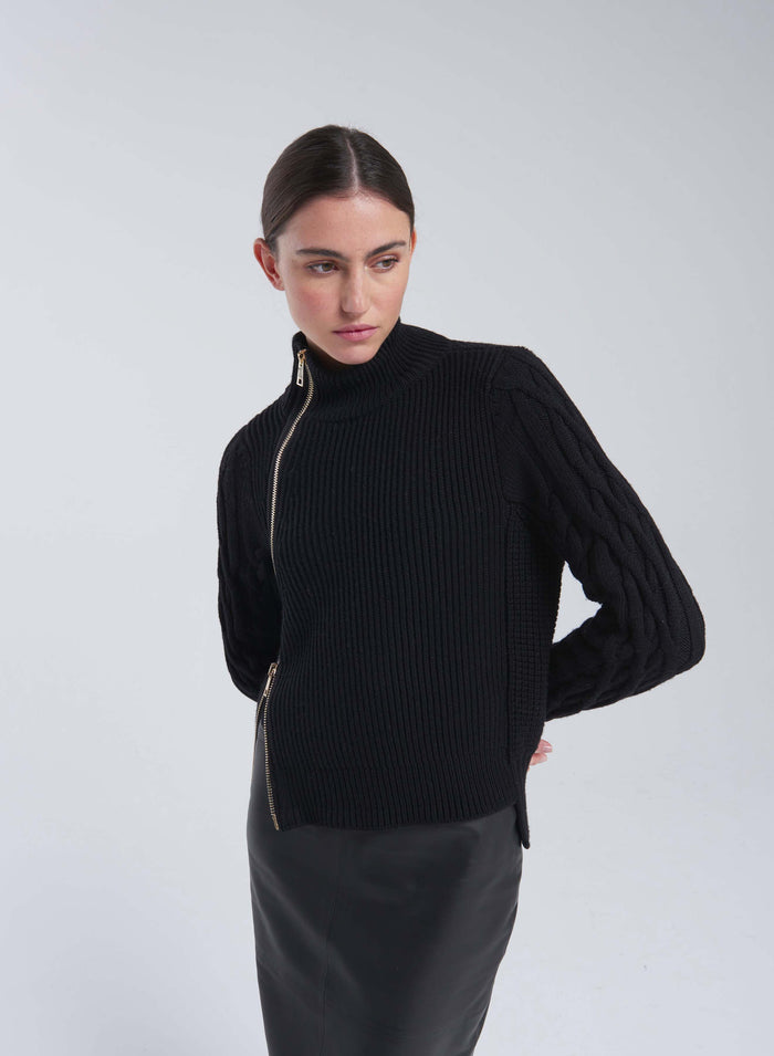Lorena Antoniazzi CARDIGAN IN LANA Presa