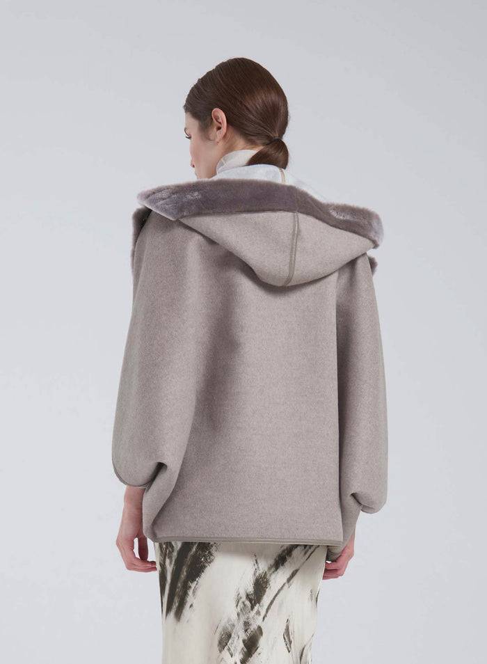 Lorena Antoniazzi CAPPOTTO IN MONTONE Outlet