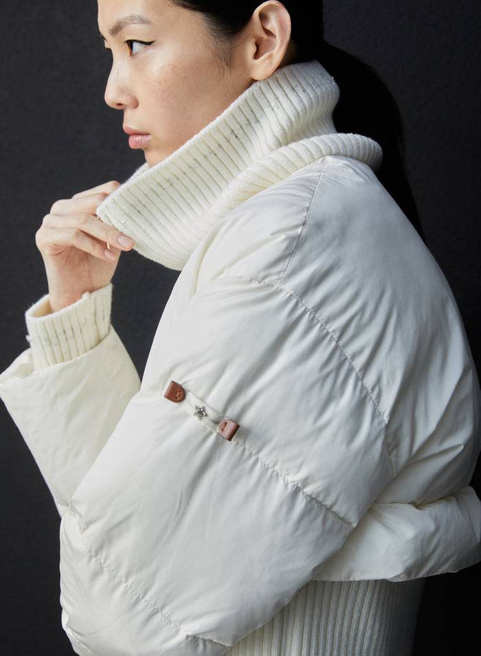 Lorena Antoniazzi PIUMINO CROP IN TAFFETAS TECNICO Italia
