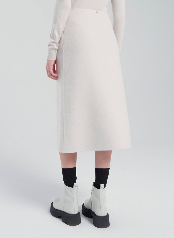Lorena Antoniazzi GONNA MIDI IN LANA E ANGORA 2025