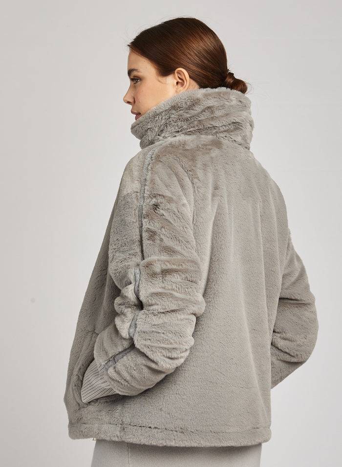 Lorena Antoniazzi CAPPOTTO IN ECOPELLICCIA Vendita Calda