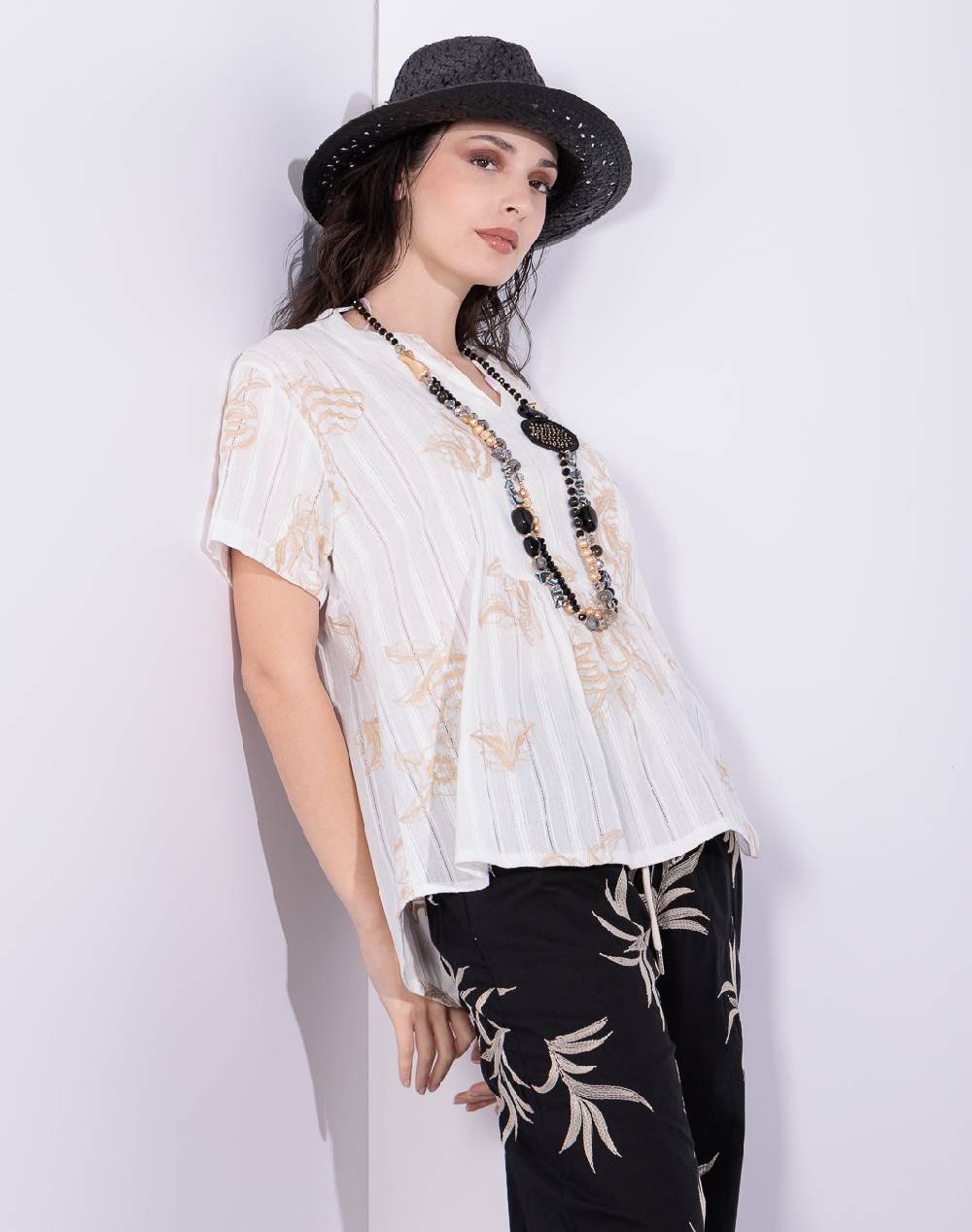 Risskio Alazne - Blusa in mussola ricamata Consegna Veloce