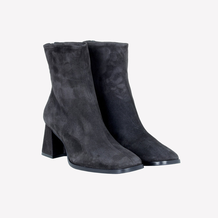 Roberto Festa ANKLE BOOT IN CAMOSCIO ASFALTO YLARIA Prezzo Ridotto
