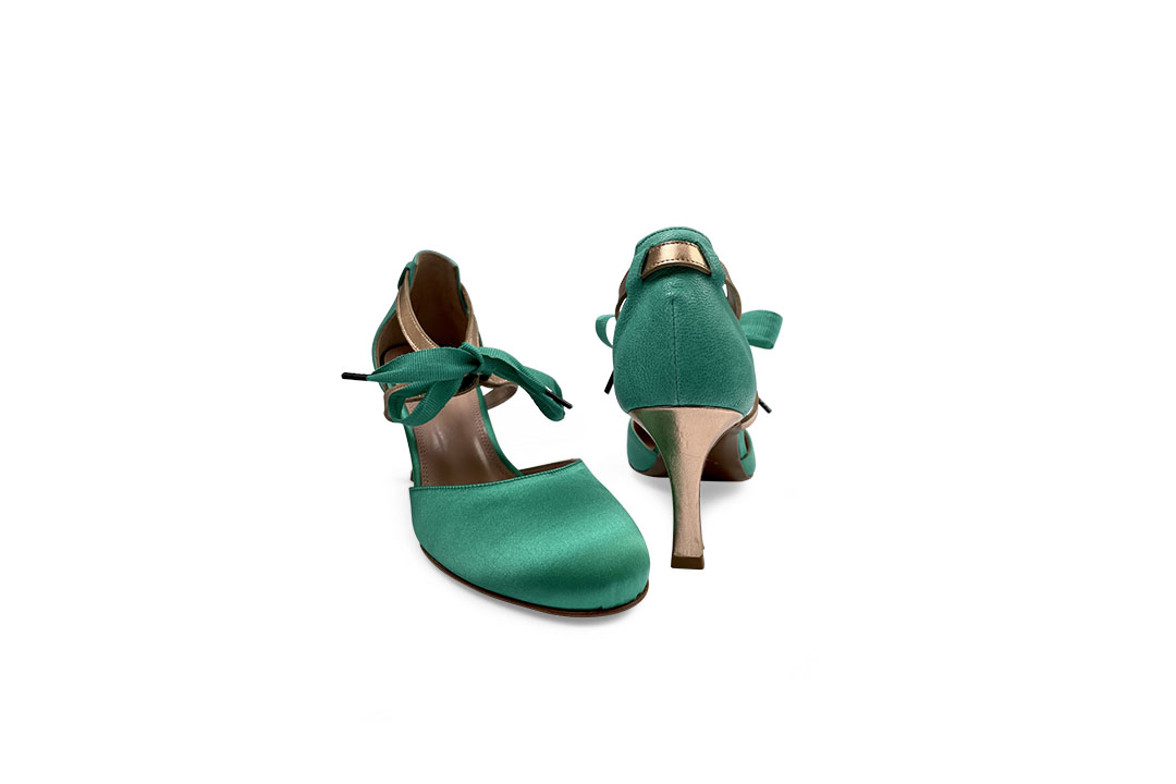 Rose'S Roses Carmen Emerald 2025