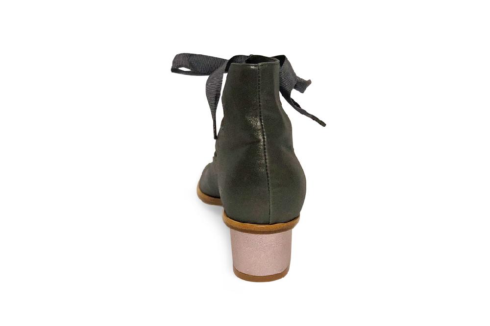 Rose'S Roses Morgana Charcoal Online