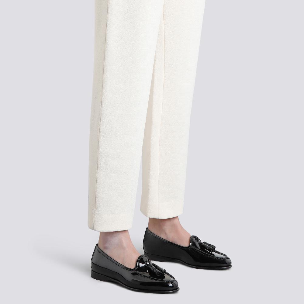 Santoni Mocassino Andrea con nappe da donna in vernice nera Consegna Veloce