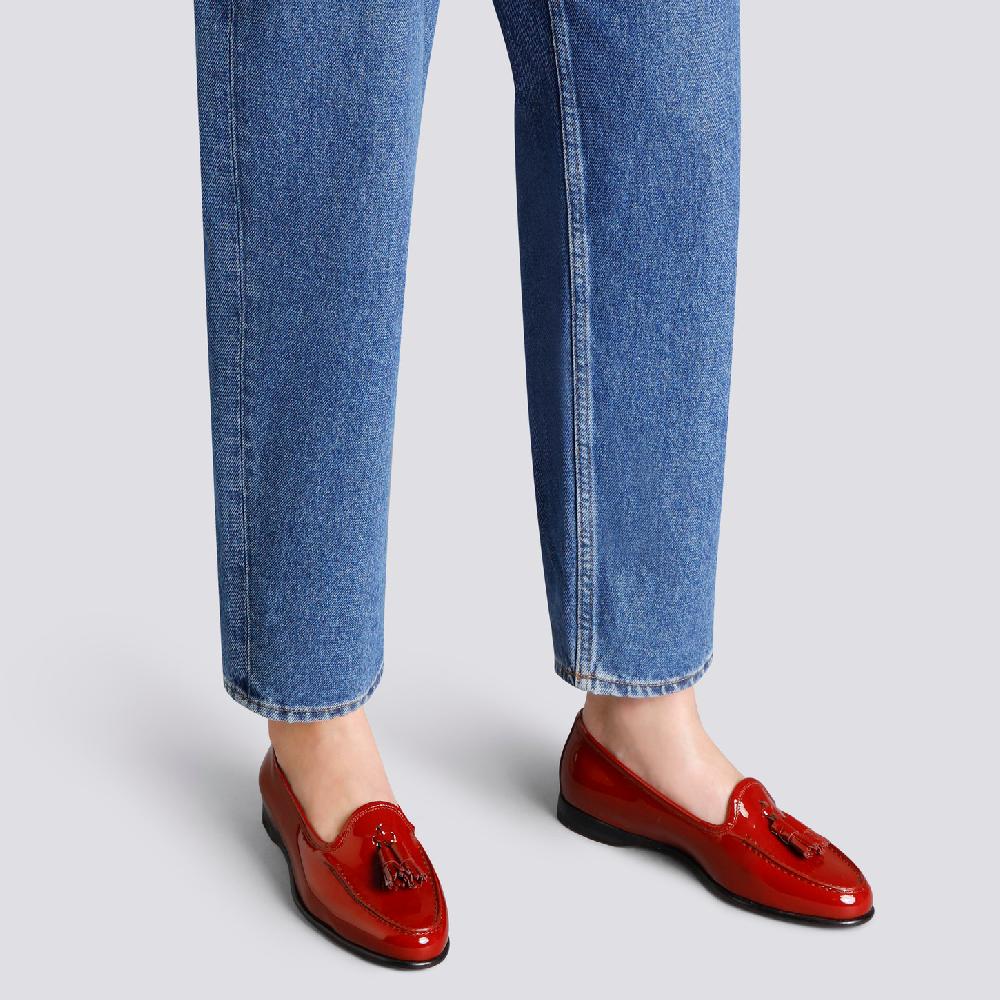 Santoni Mocassino Andrea con nappe da donna in vernice rossa Soddisfazione Garantita