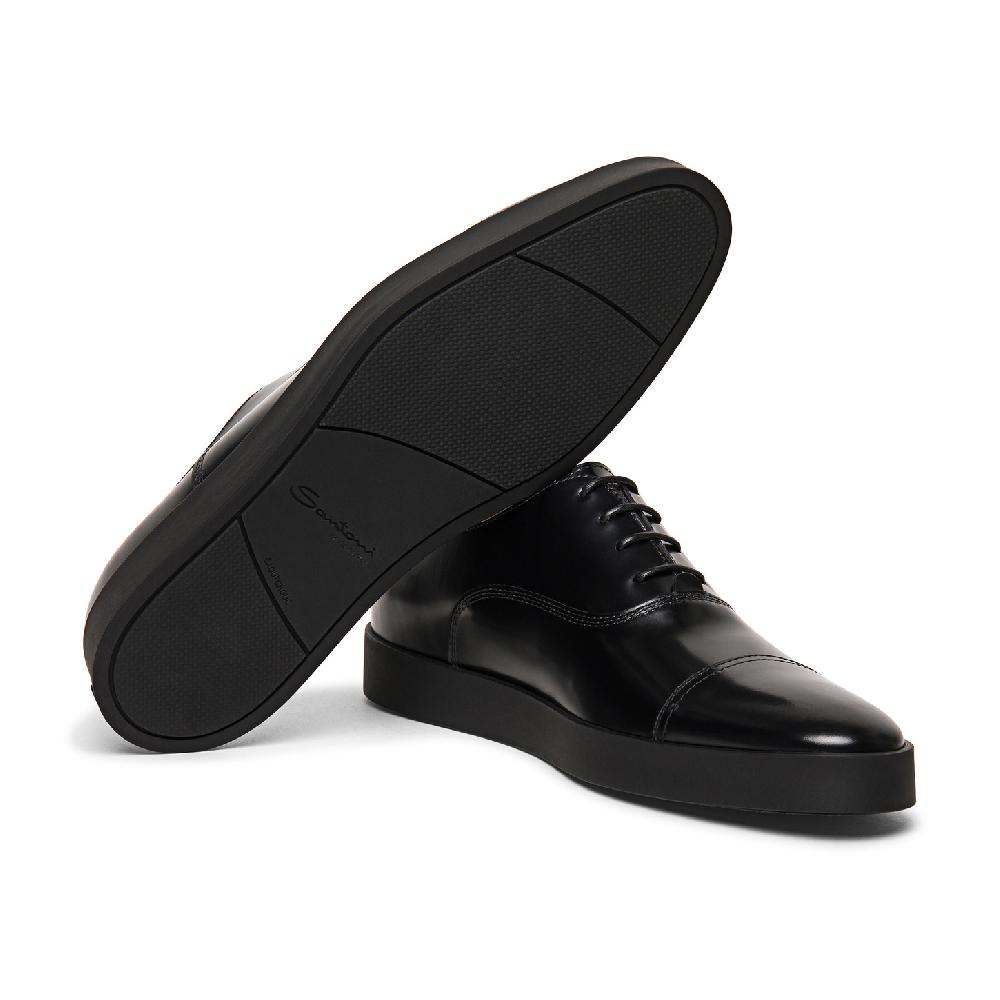 Santoni Stringata oxford da uomo in pelle lucida nera Novità