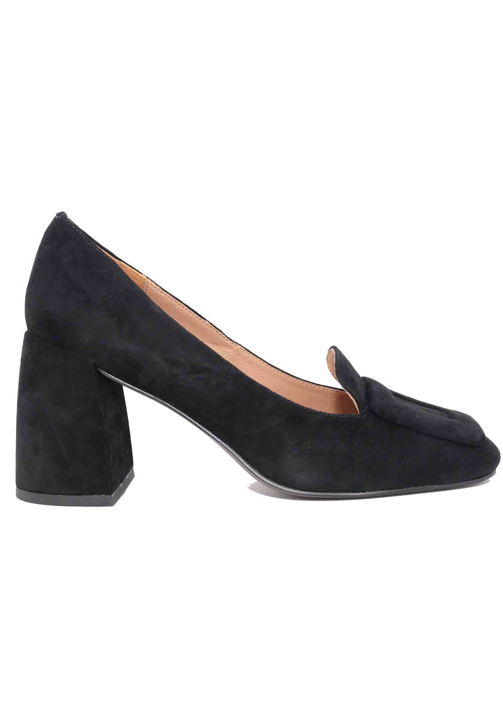 Spatarella Mocassini donna in camoscio nero con punta quadra e fibbia in tinta Marla Promozione Limitata
