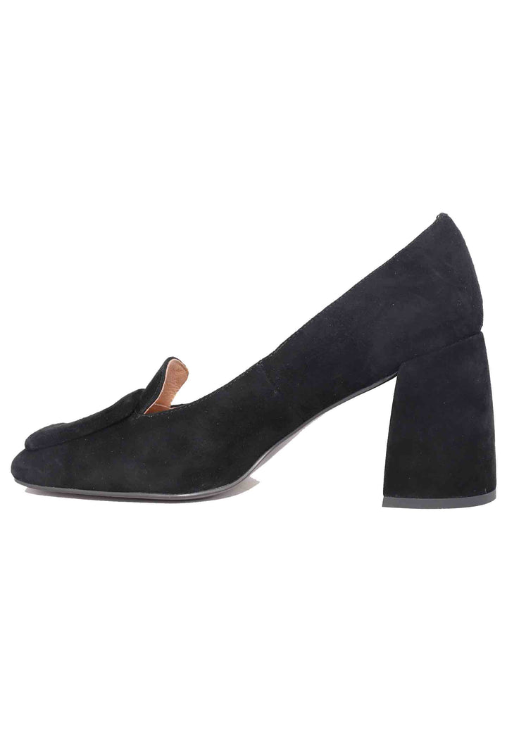 Spatarella Mocassini donna in camoscio nero con punta quadra e fibbia in tinta Marla Promozione Limitata