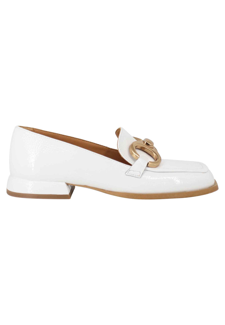 Spatarella Mocassini donna Poppi Chal in naplak off white con morsetto in oro satinato Novità