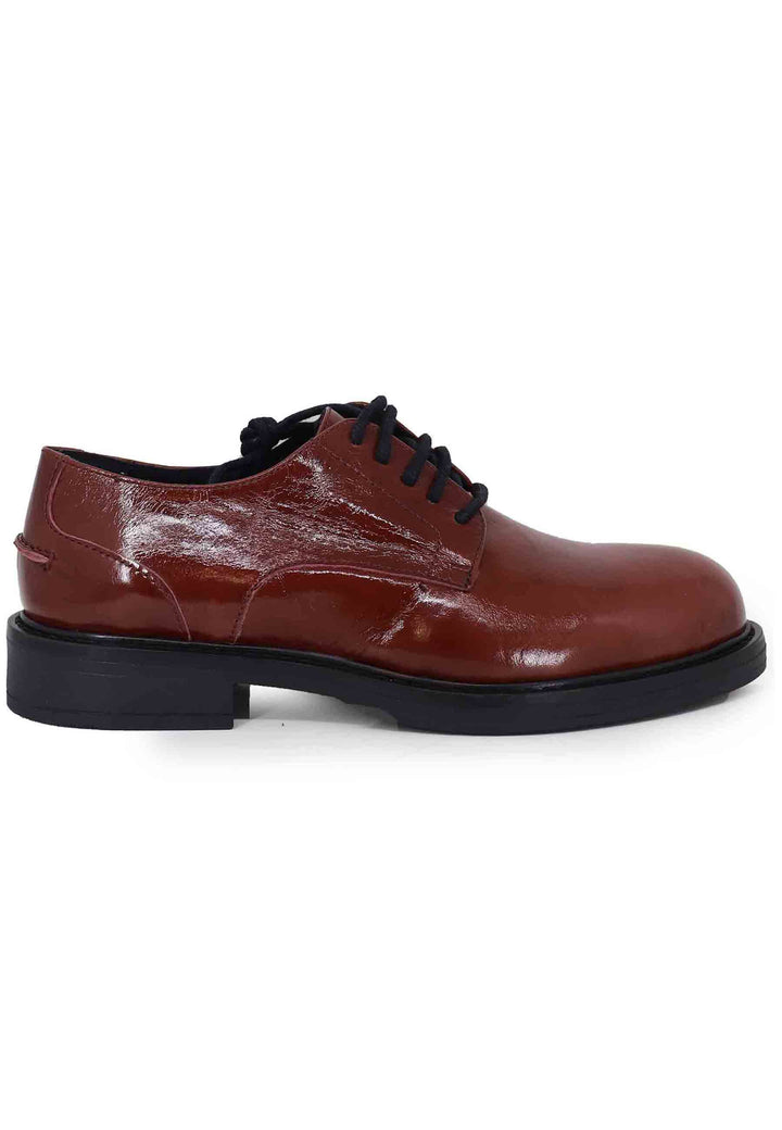 Spatarella Stringate donna in pelle naplack bordeaux con suola in gomma e tacco basso Saldi