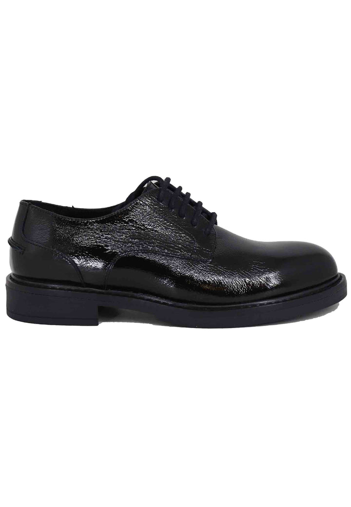 Spatarella Stringate donna in pelle naplack nero con suola in gomma e tacco basso Offerte