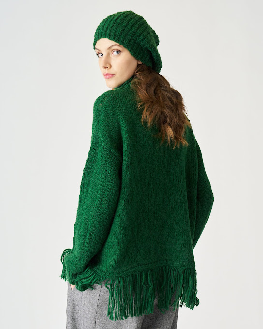 Suoli Maglia Over Collo Alto C/frange In Saldo