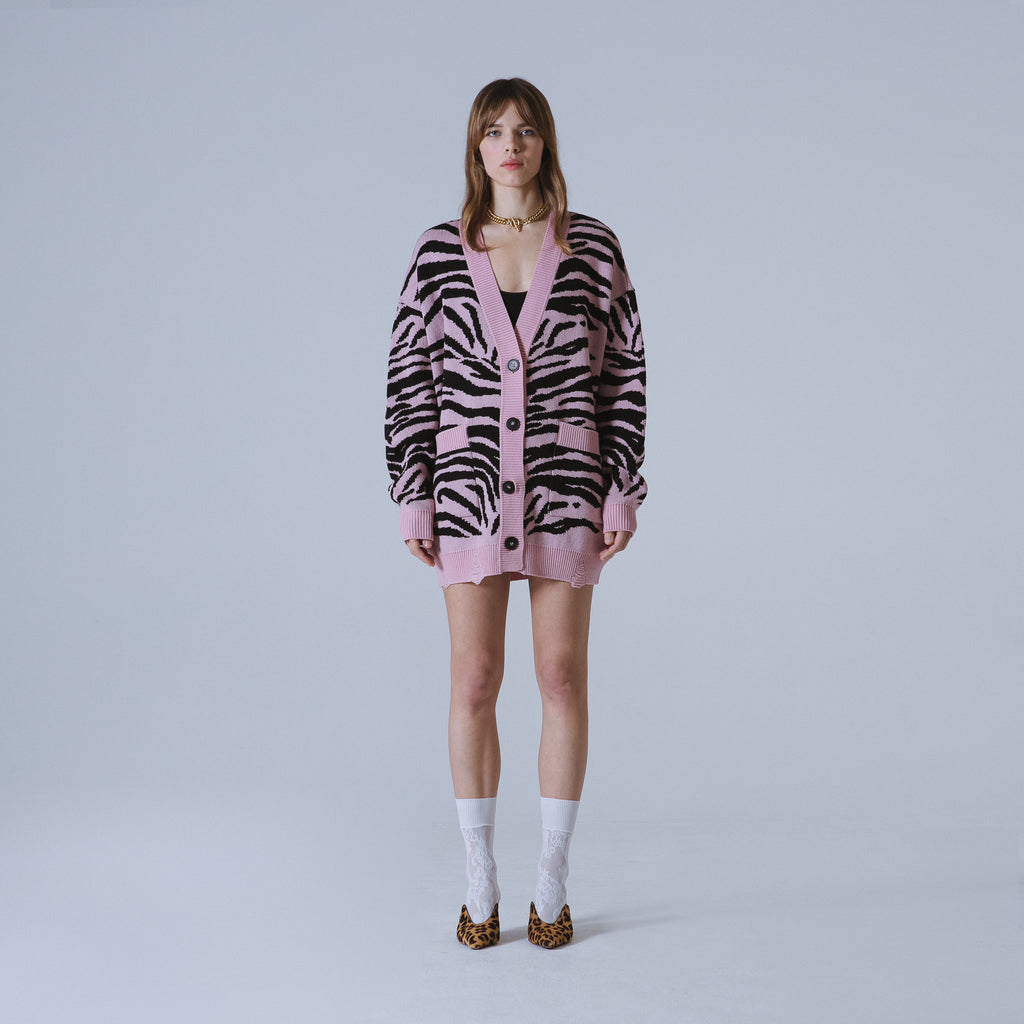 Sveta Milano Cardigan lungo jacquard Georgia in rosa e nero 2025