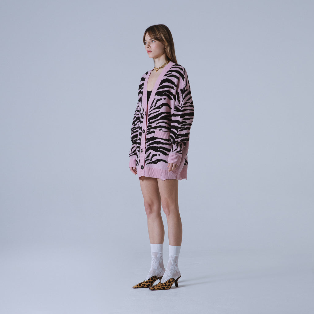 Sveta Milano Cardigan lungo jacquard Georgia in rosa e nero 2025