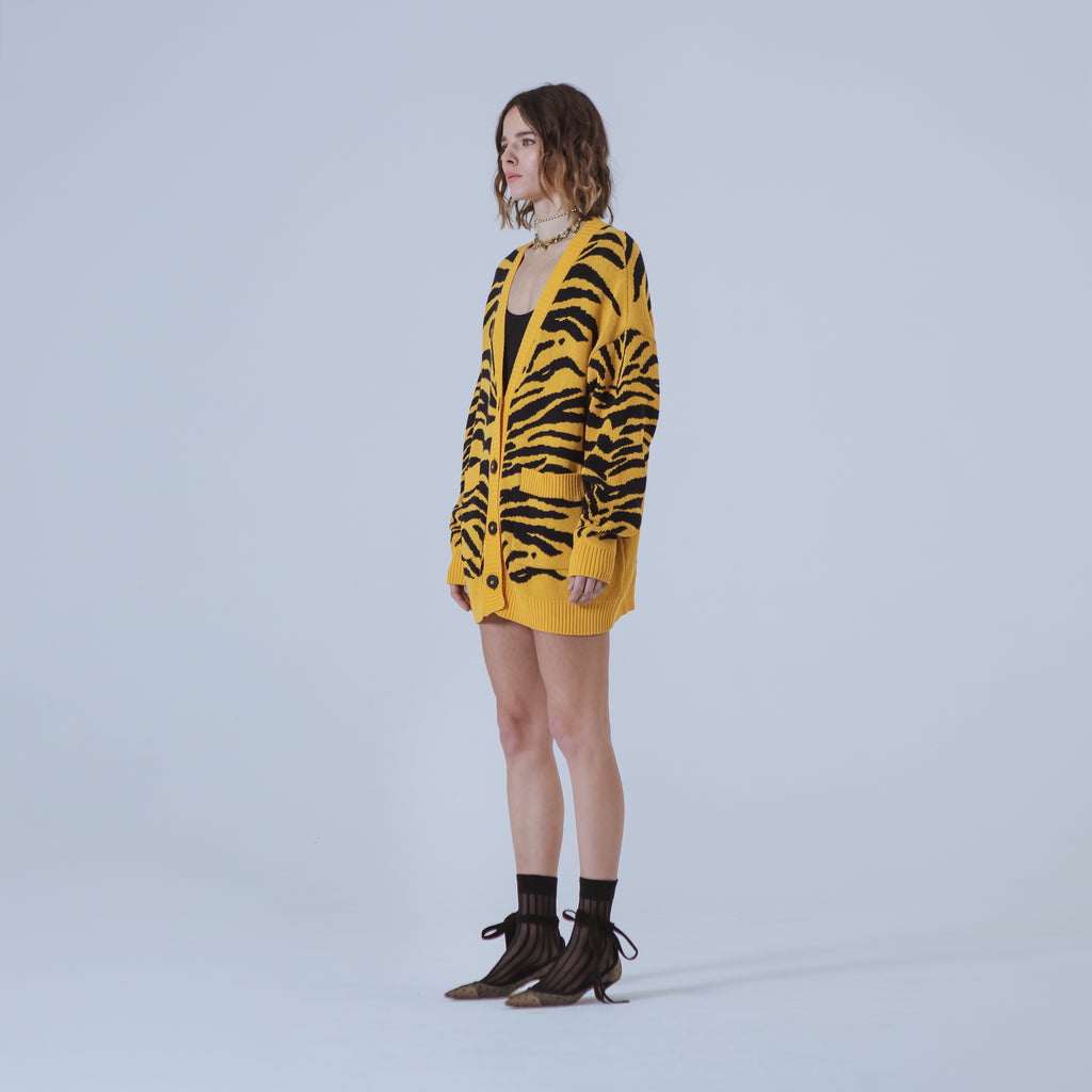 Sveta Milano Cardigan lungo jacquard Georgia in giallo e nero Nuovo