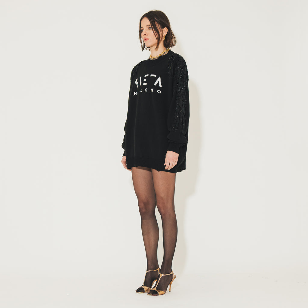 Sveta Milano Maglione lungo Ermione con logo Sveta Milano Offerta