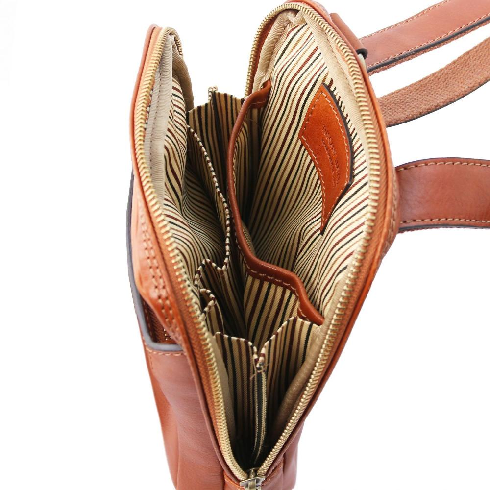 Tuscany Leather Borsello da Uomo in Pelle Comprane uno, ottenene uno gratis