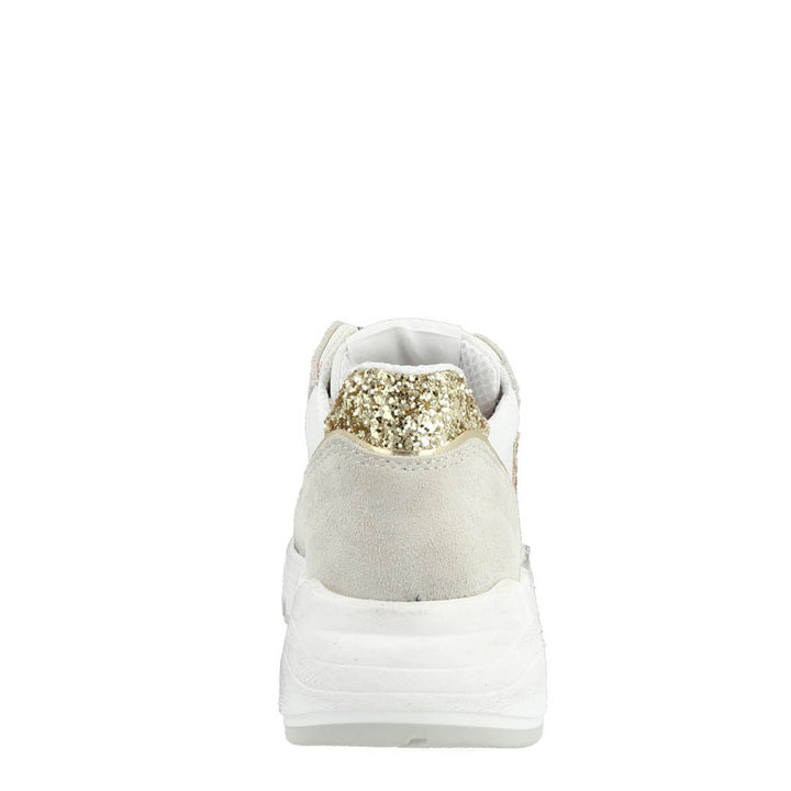 Uma Parker SuperMoon El White Sand Online