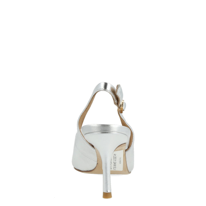 Uma Parker Chanel in Nappa Metal Argento Moda