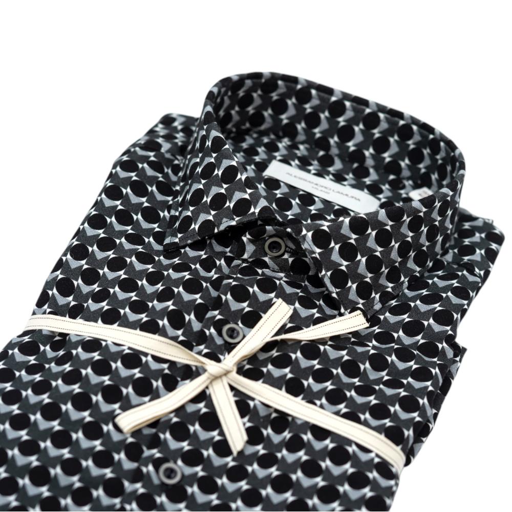 Alessandro Lamura Camicia con Fantasia Geometrica in Bianco e Nero Sottocosto